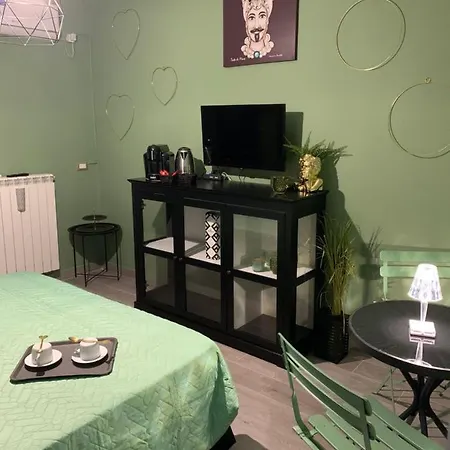 Guest house Casa Charlotte 3*